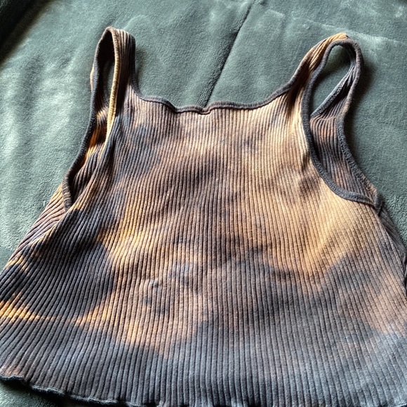 Cropped tank top from shein - Picture 2 of 3